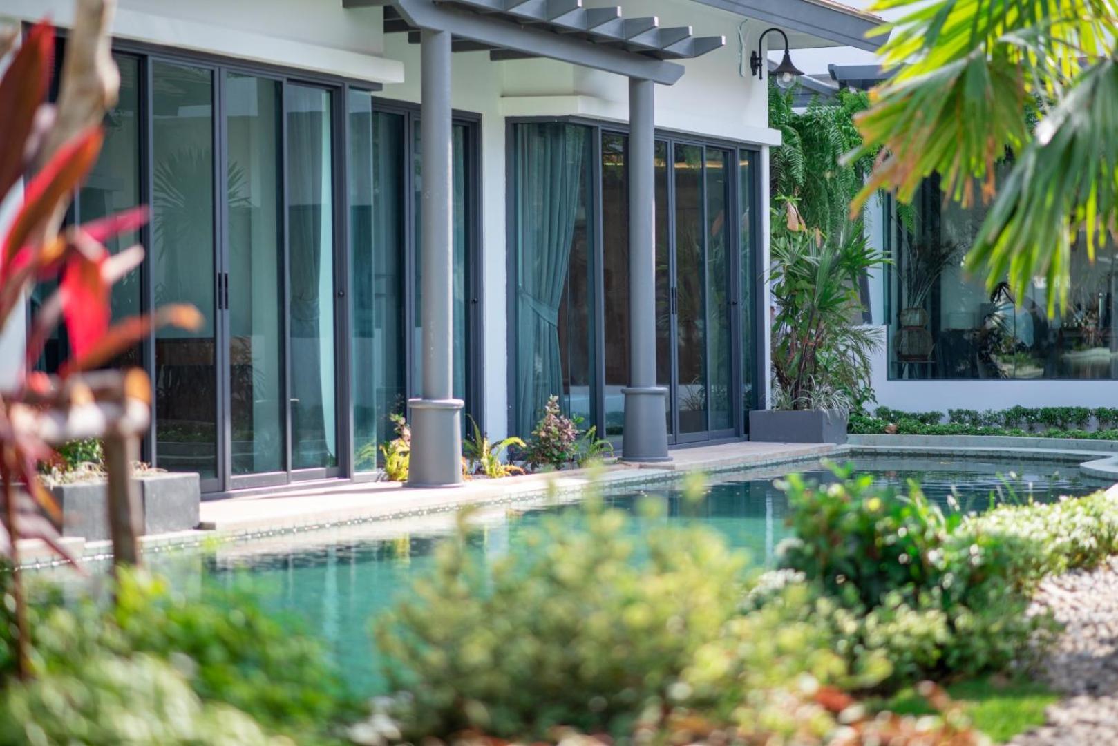 Tajh Pool Villas Чалонг Екстер'єр фото